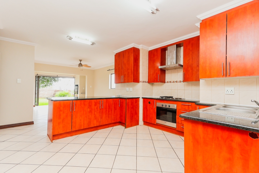 To Let 2 Bedroom Property for Rent in Leloko Lifestyle Estate North West